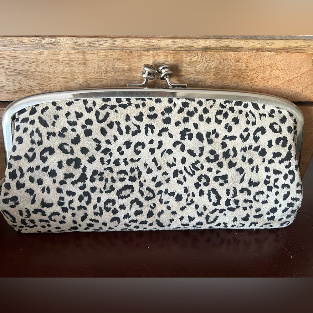 Hobo Cora Framed Wallet